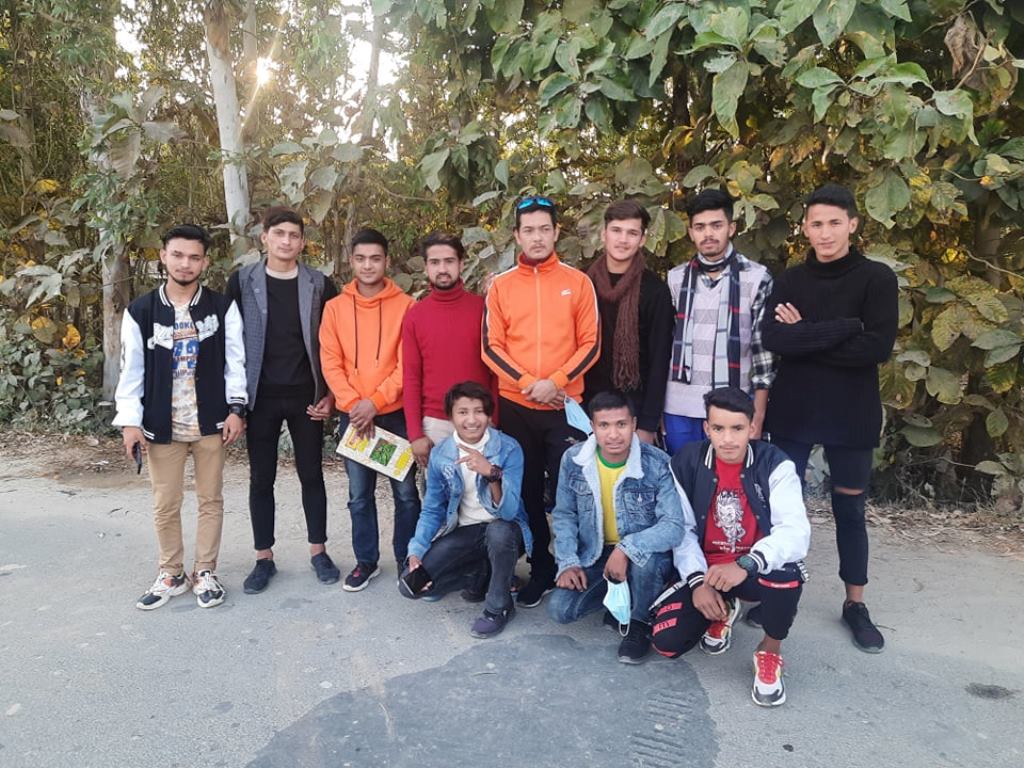 कैलाली, कञ्चनपुरमा बस्दै आएका सुर्नयाका युवाले धनगढीमा गरे छलफल 